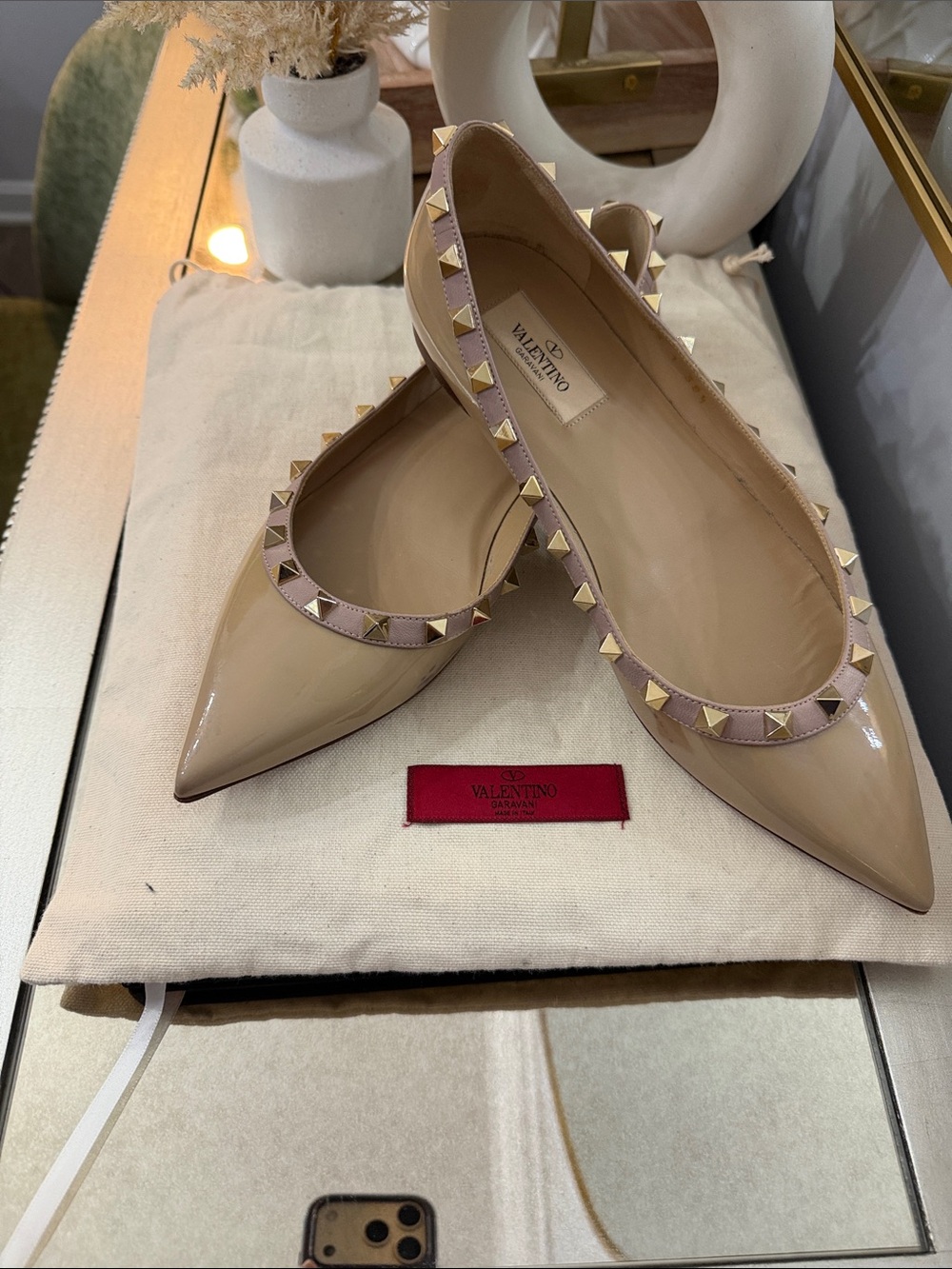 Valentino Beige Patent Leather Rockstud Pointed Flats size 38 1/2